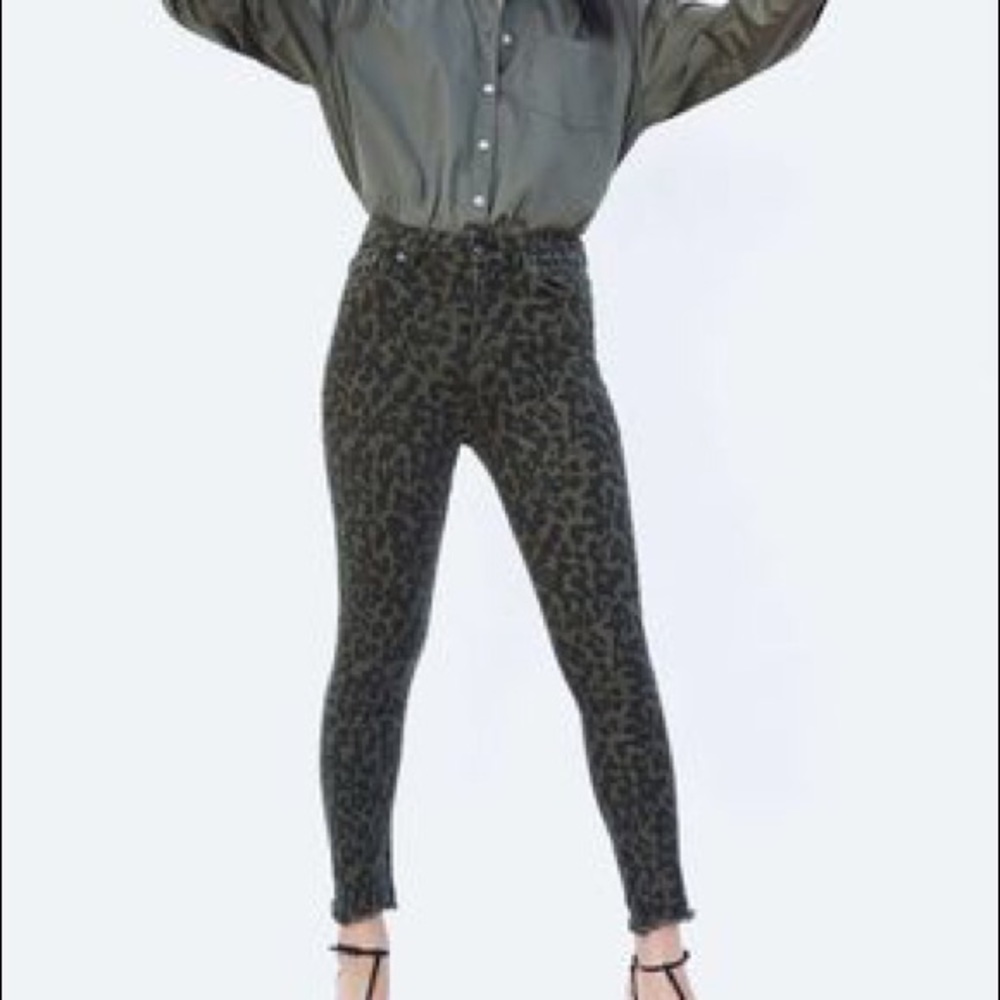 NWOT Zara High Waist Leopard Print Skinny Jeans
